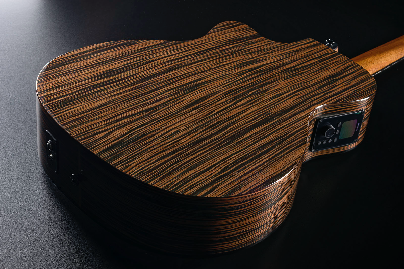 HyVibe 50 Nylon Auditorium Bevel Cutaway Gloss