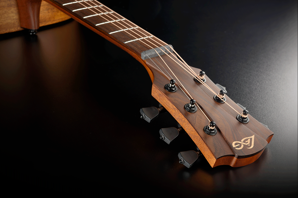 BlueWave 1 Travel Vintage Brown Satin Smart Guitar