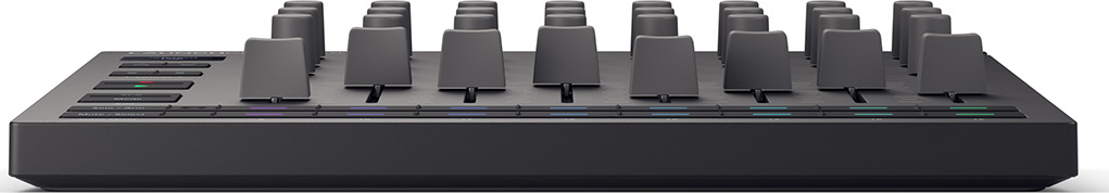Controller, 24 pots, 8 60mm faders, 16 buttons, transport control, midi in/out/thru